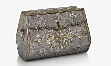 World’s Oldest Known Handbag – 700 Years Old Courtauld Bag